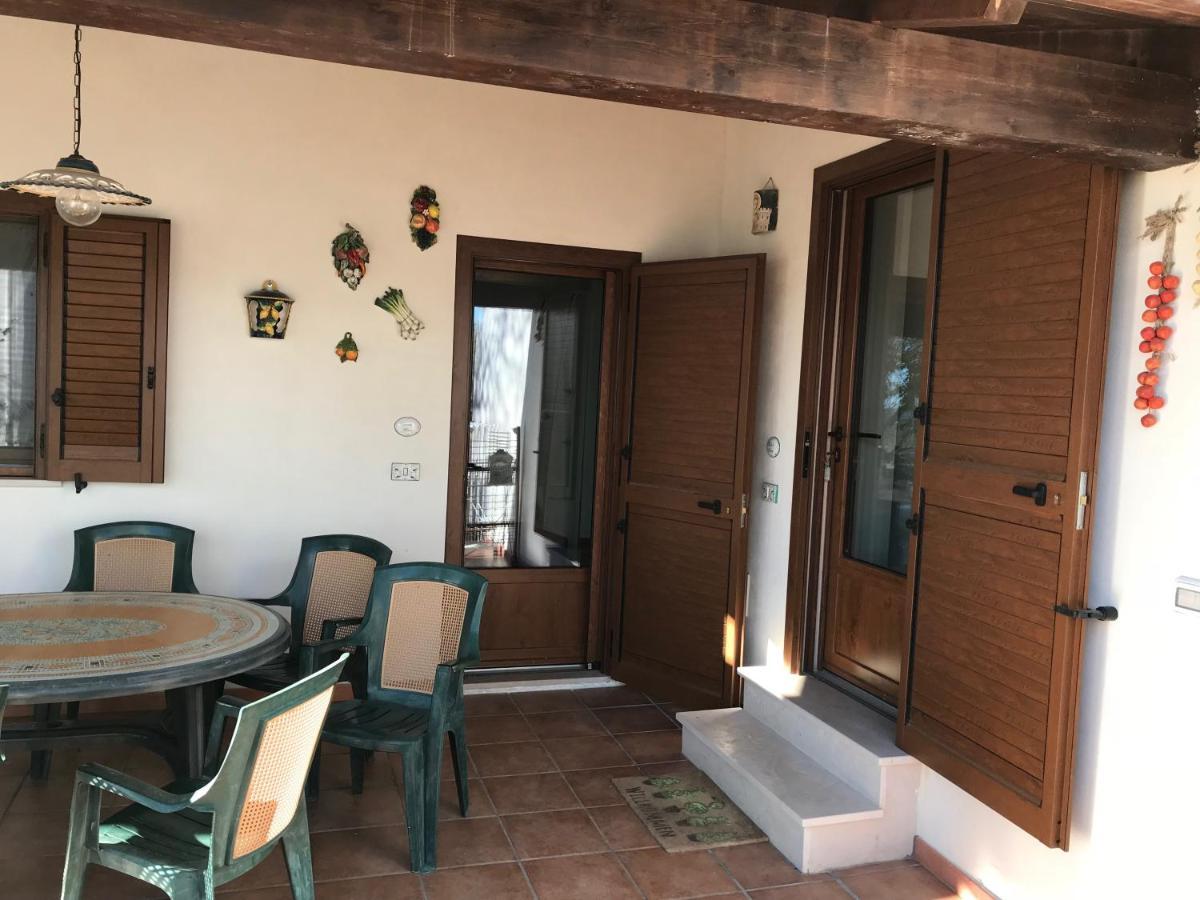 Scuderie Del Cavaliere Delle Gravine Hotel Castellaneta Exterior photo